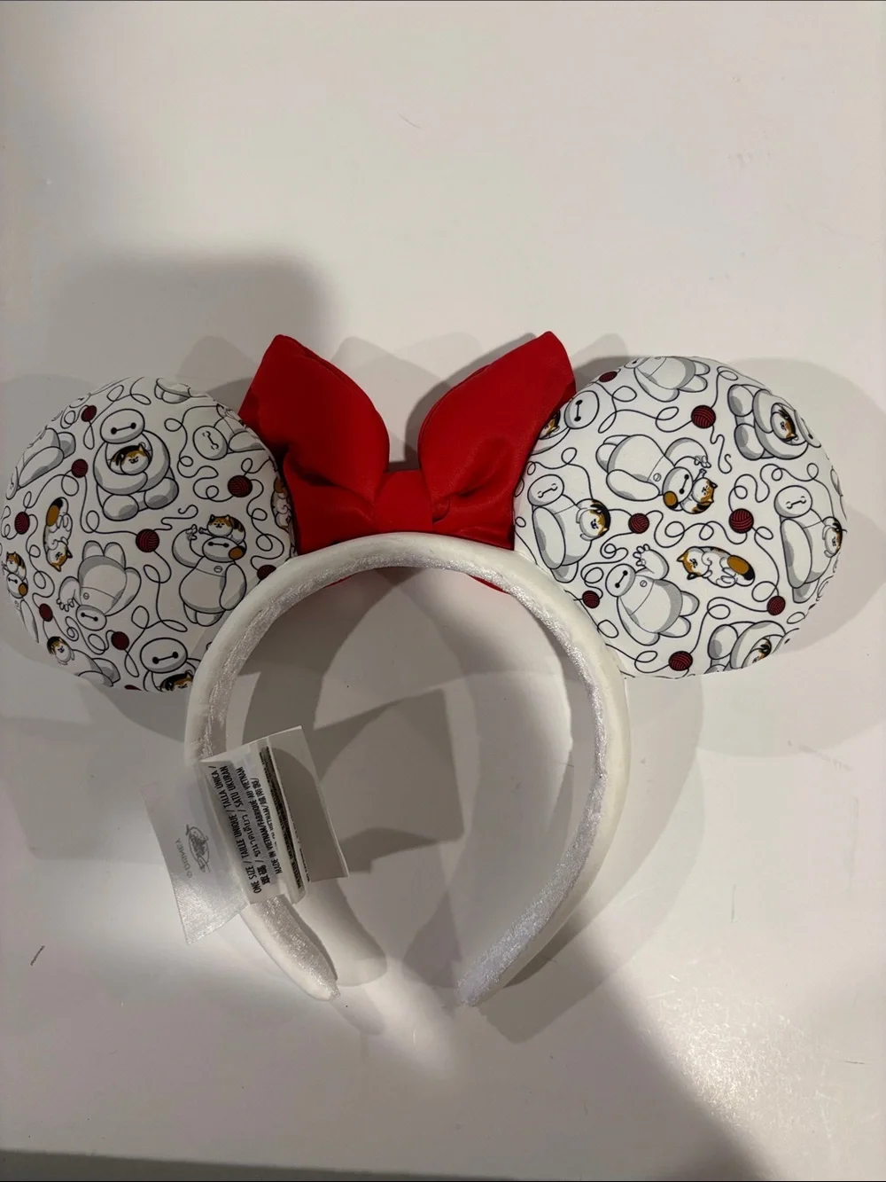 Disney Micky Ears BIG HERO Baymax ,worn once, white headband with red bow